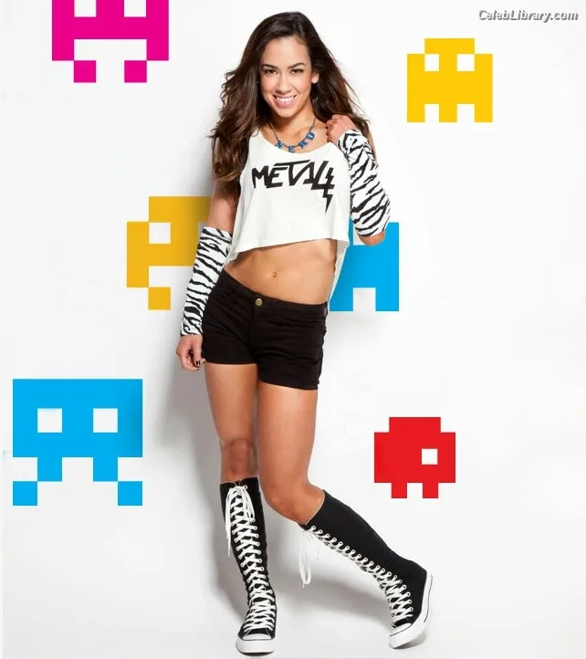 AJ Mendez photo 1 of 549
