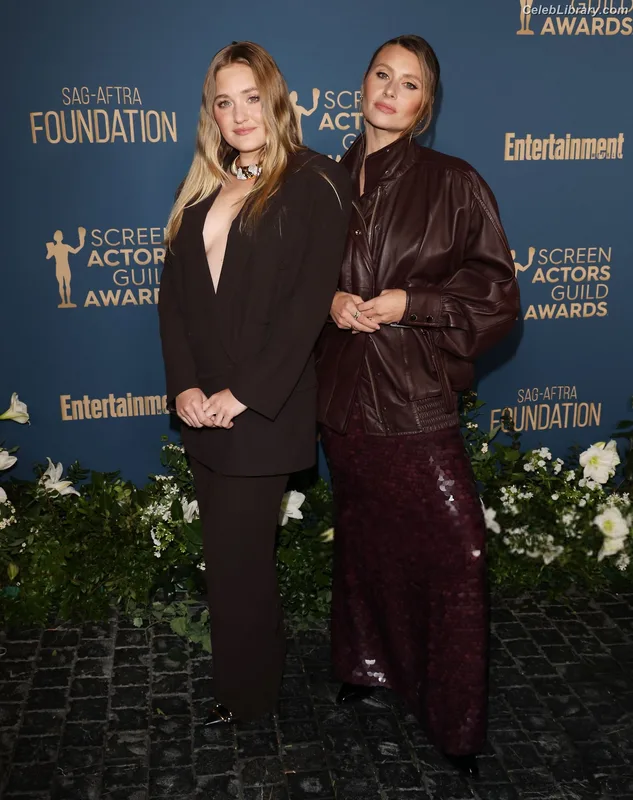 AJ Michalka photo 4 of 90