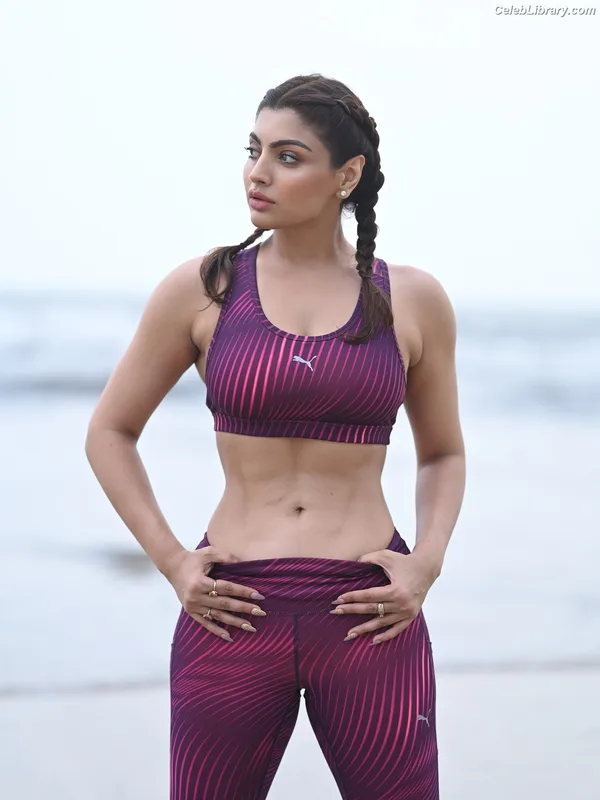 Akanksha Puri photo 21 of 43