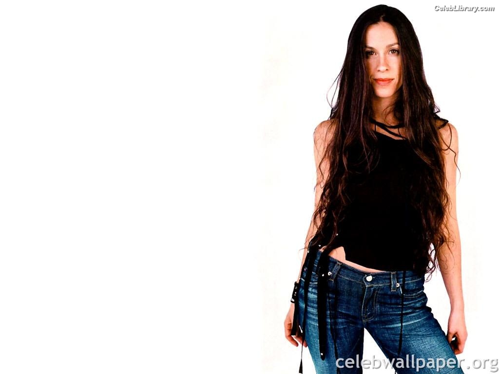 Alanis Morissette photo 11 of 73
