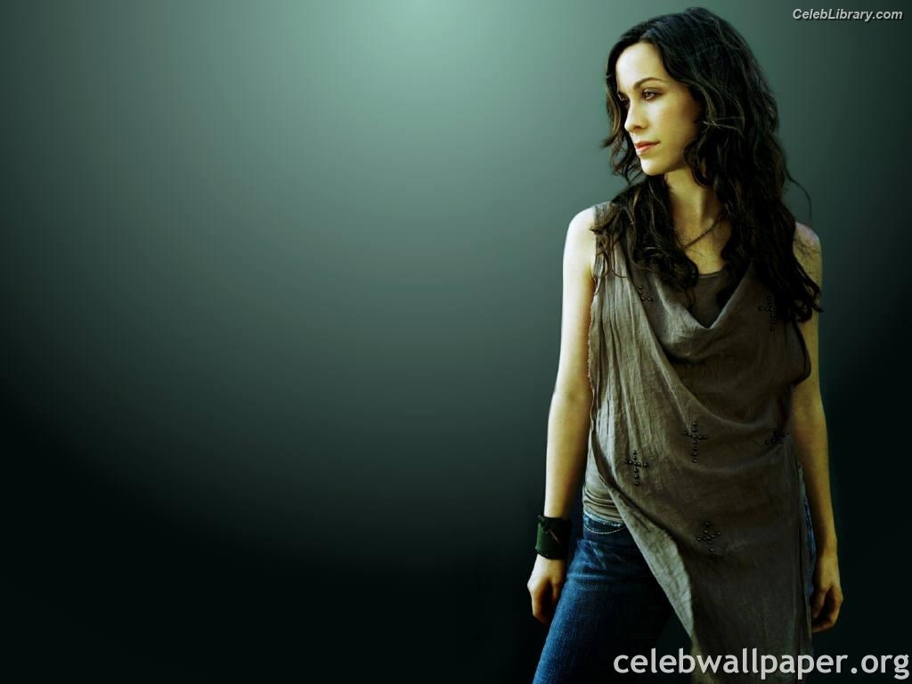 Alanis Morissette photo 6 of 73
