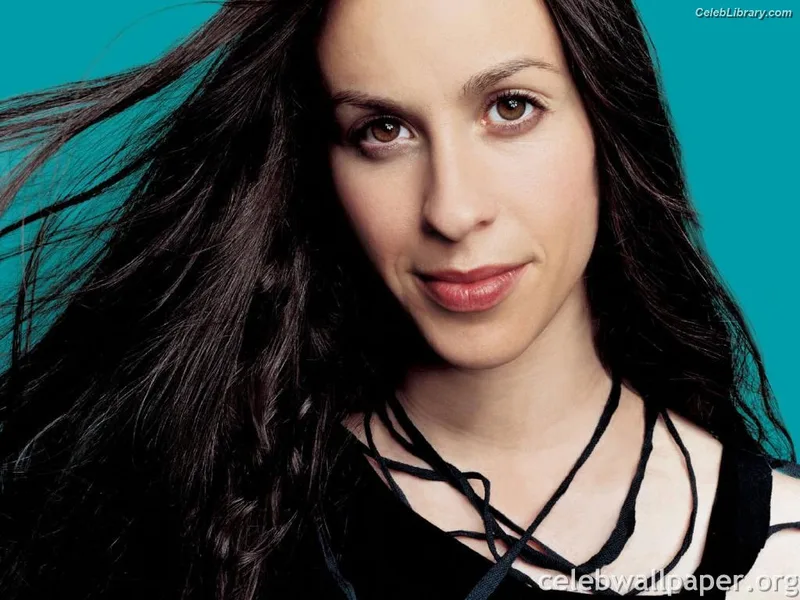 Alanis Morissette photo 9 of 73
