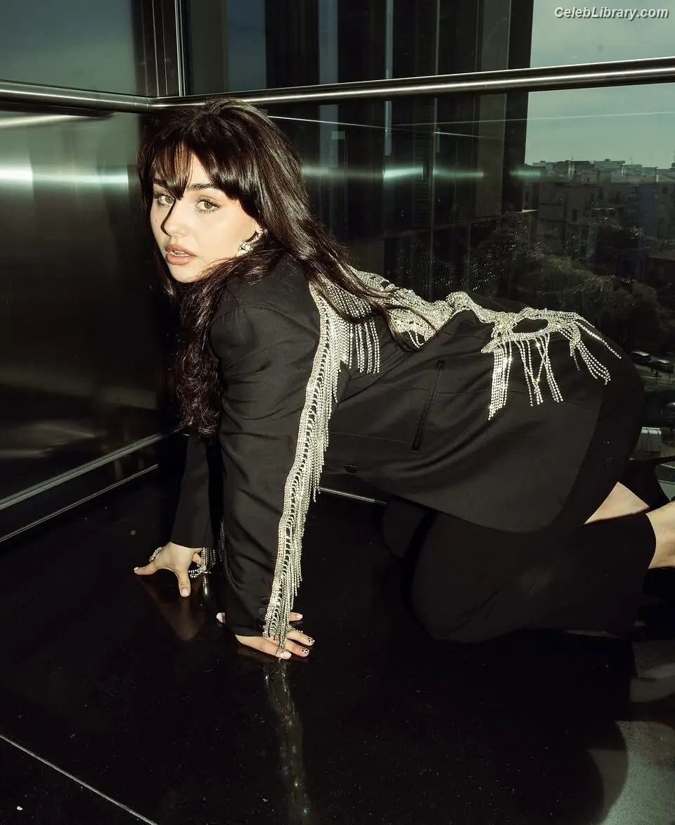 Alessandra Mele photo 16 of 93