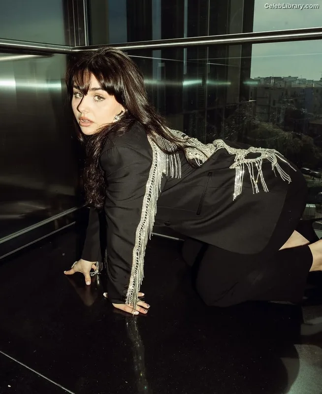 Alessandra Mele photo 16 of 94