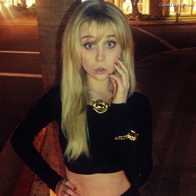 Alessandra Torresani photo 22 of 187
