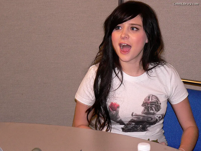 Alessandra Torresani photo 8 of 187
