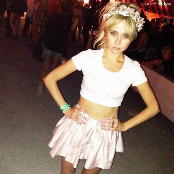 Alessandra Torresani photo 2 of 188