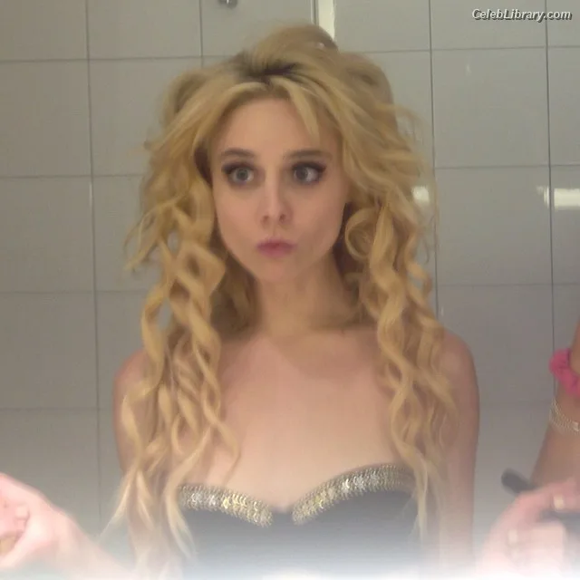 Alessandra Torresani photo 16 of 188
