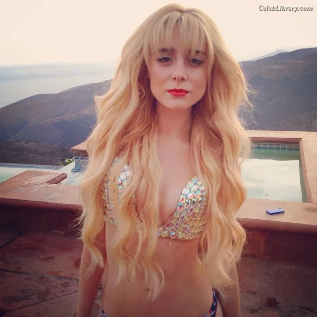 Alessandra Torresani photo 23 of 188