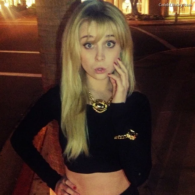 Alessandra Torresani photo 22 of 188