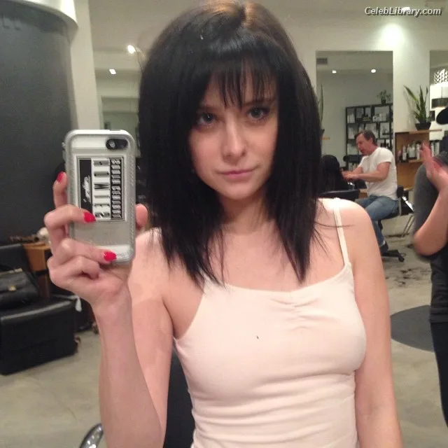 Alessandra Torresani photo 5 of 188
