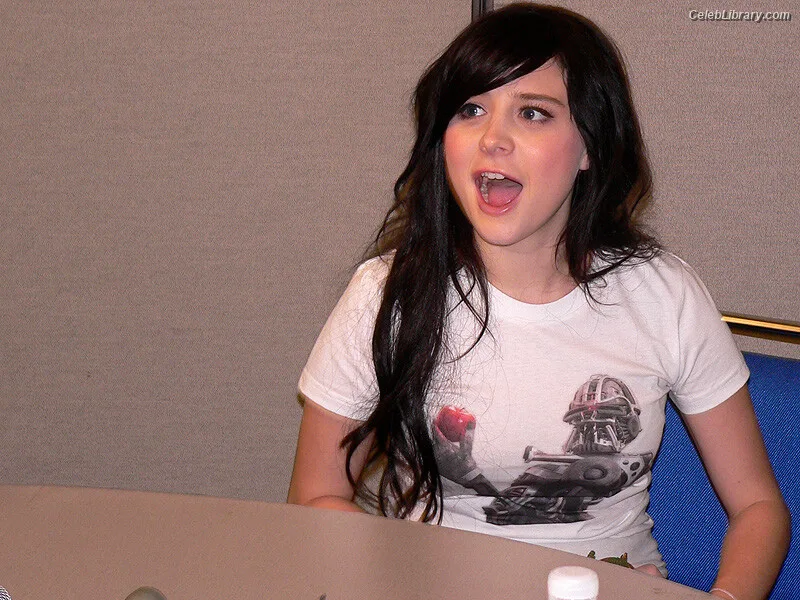 Alessandra Torresani photo 8 of 188