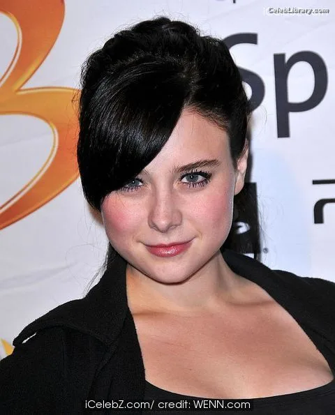 Alessandra Torresani photo 11 of 188