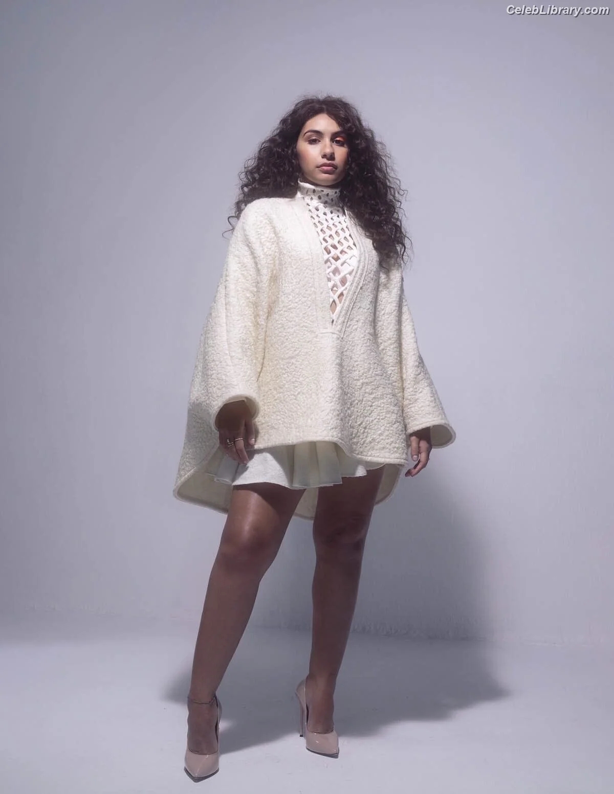 Alessia Cara photo 24 of 309