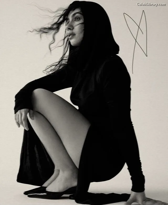 Alessia Cara photo 7 of 310