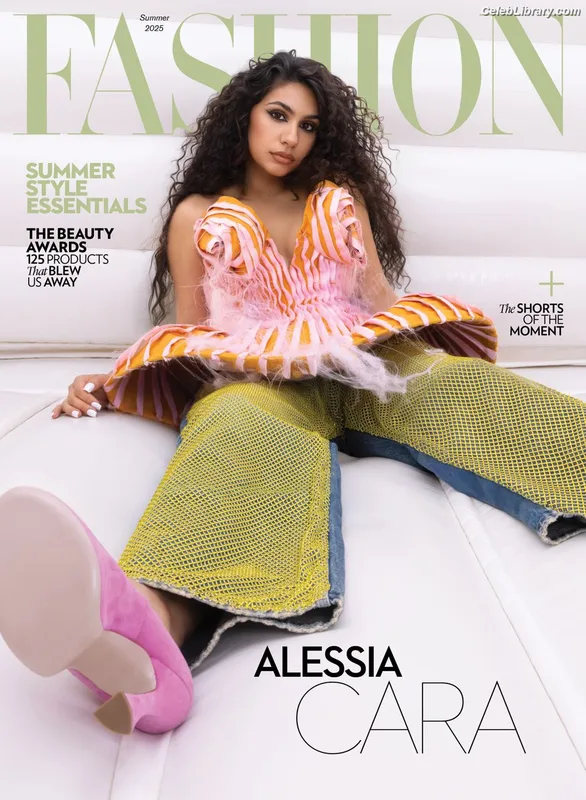 Alessia Cara photo 22 of 310