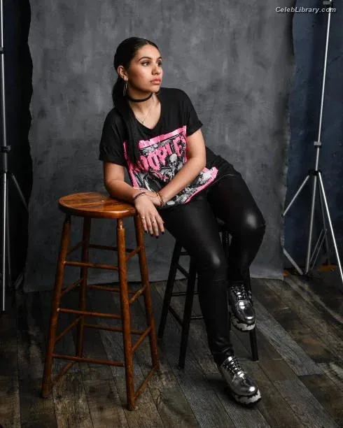 Alessia Cara photo 22 of 310