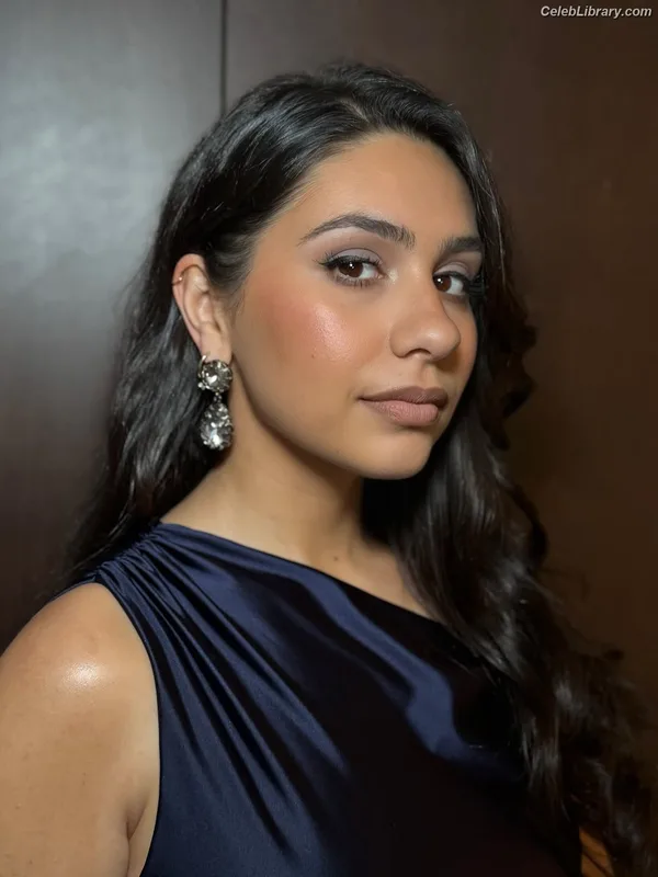 Alessia Cara photo 16 of 310