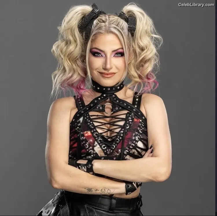 Alexa Bliss photo 11 of 937