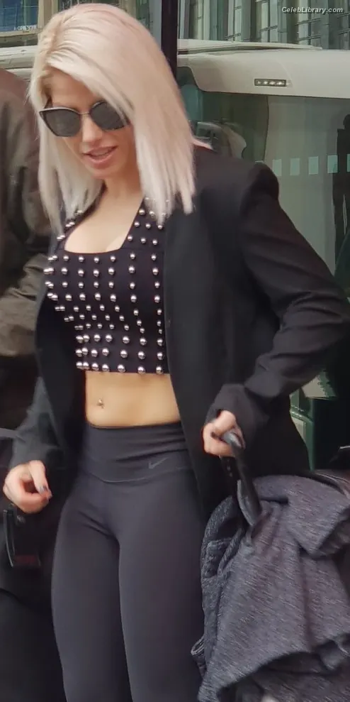 Alexa Bliss photo 3 of 937