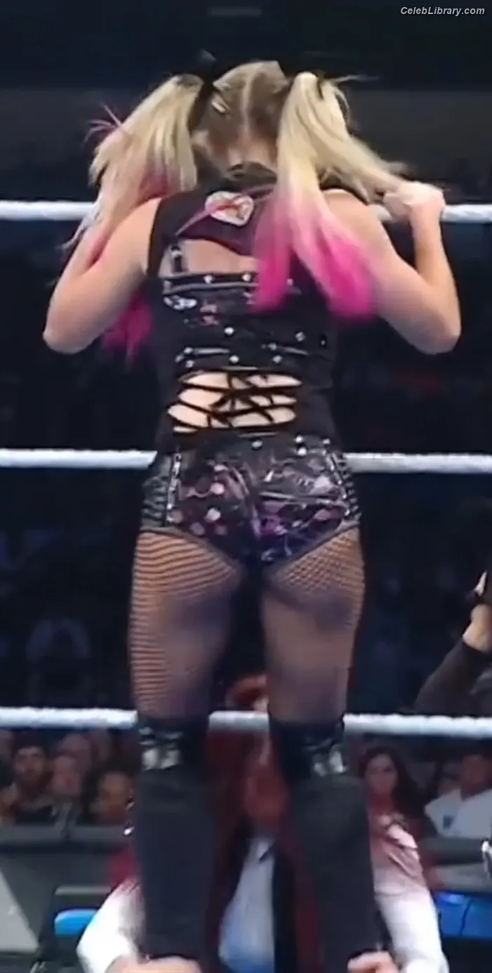Alexa Bliss photo 12 of 937