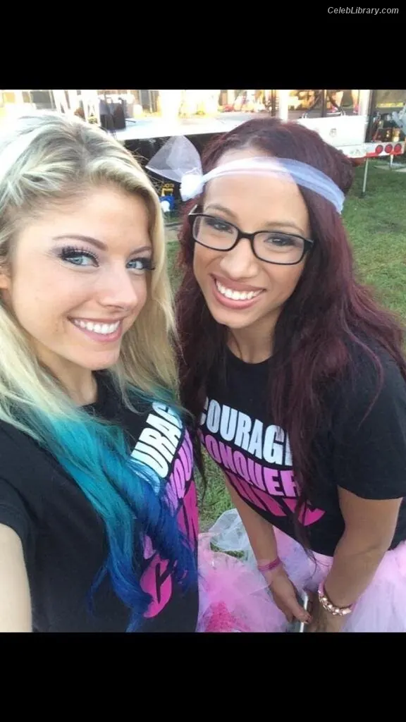 Alexa Bliss photo 4 of 937
