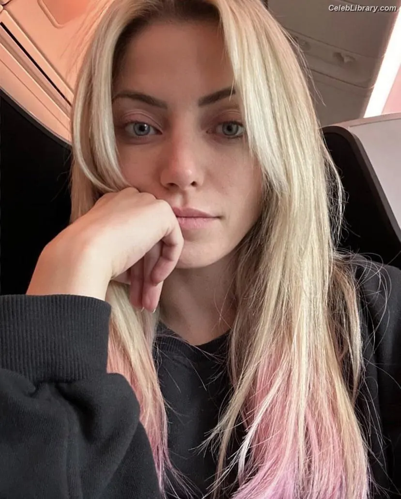 Alexa Bliss photo 20 of 937