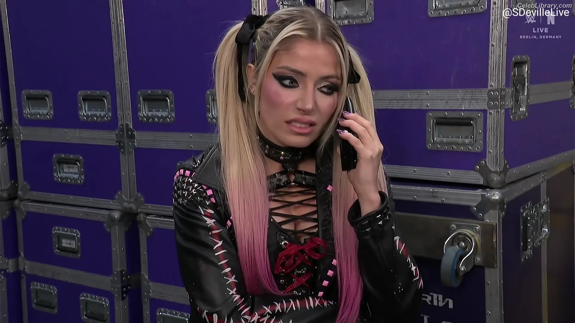 Alexa Bliss photo 5 of 937