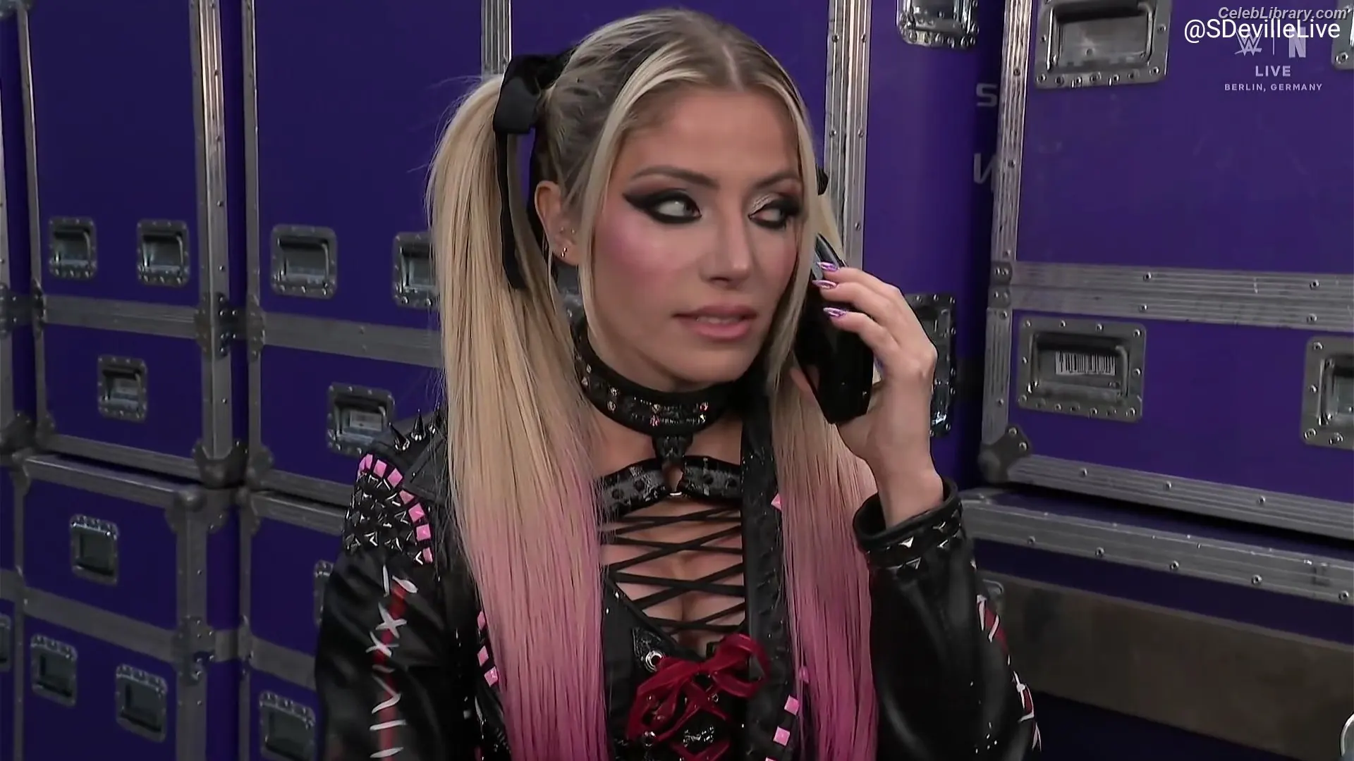Alexa Bliss photo 8 of 937