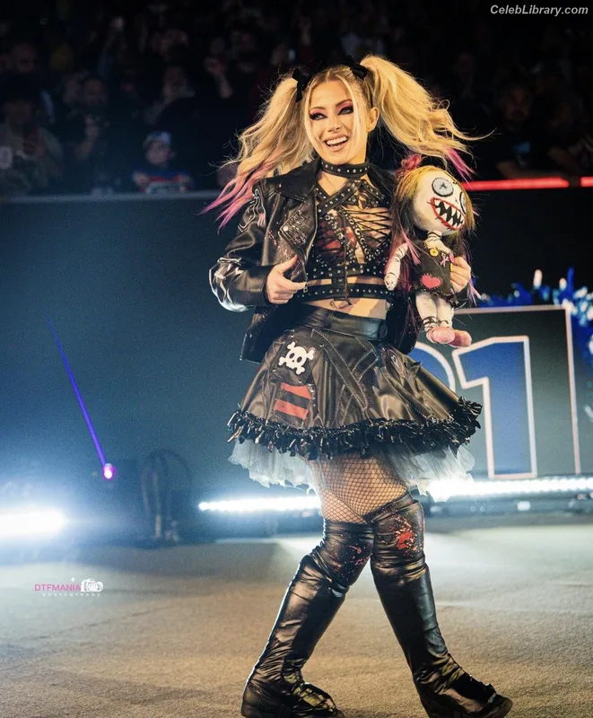 Alexa Bliss photo 1 of 938