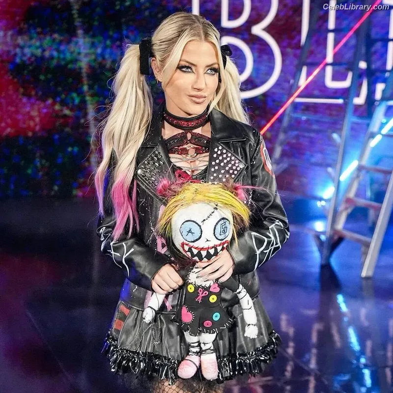 Alexa Bliss photo 2 of 938