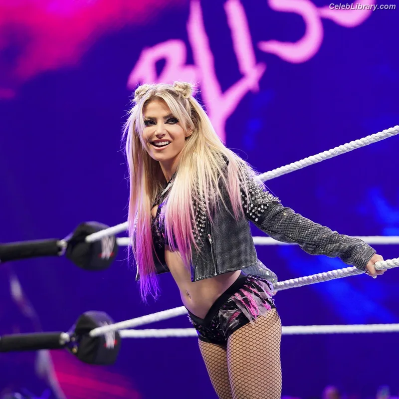 Alexa Bliss photo 1 of 938