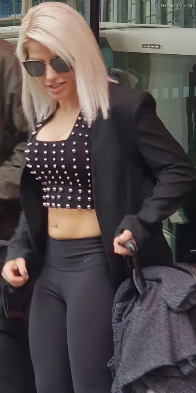 Alexa Bliss photo 3 of 938