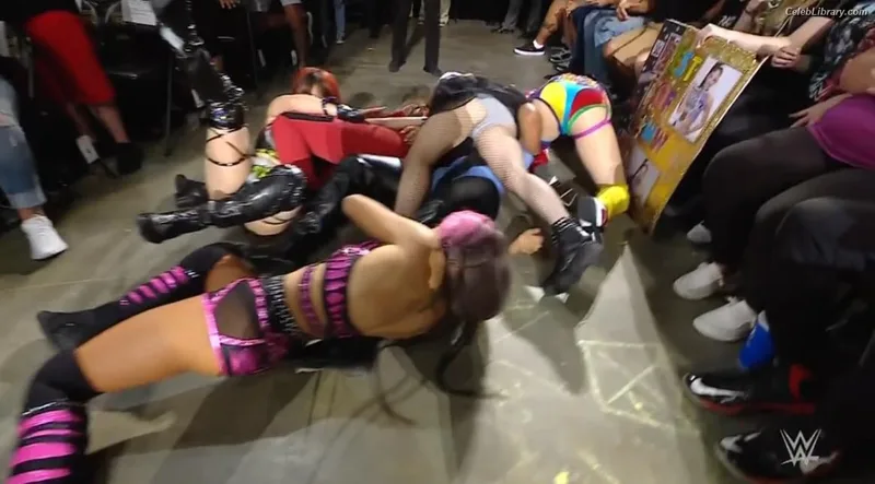 Alexa Bliss photo 8 of 938