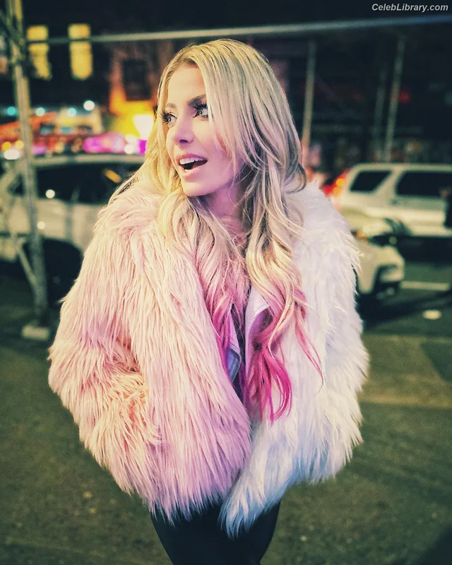 Alexa Bliss photo 6 of 938
