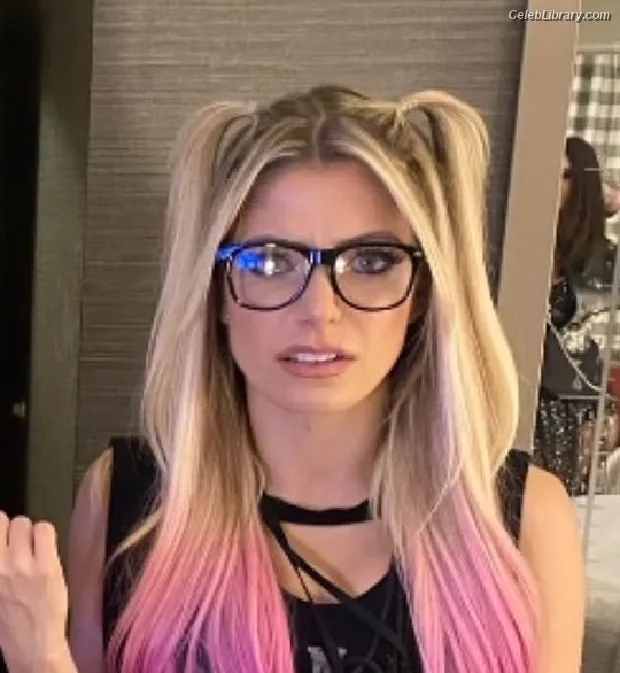 Alexa Bliss photo 7 of 938