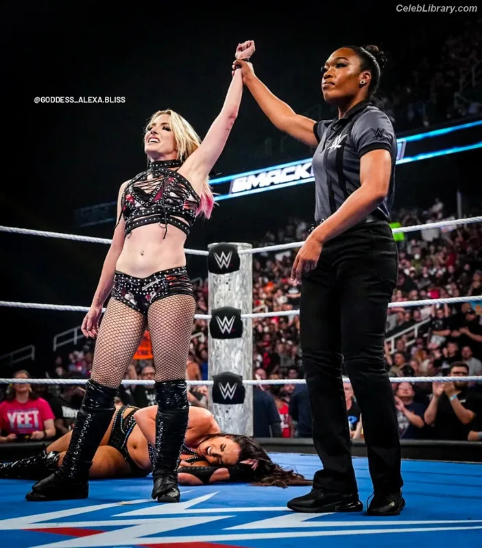 Alexa Bliss photo 15 of 938