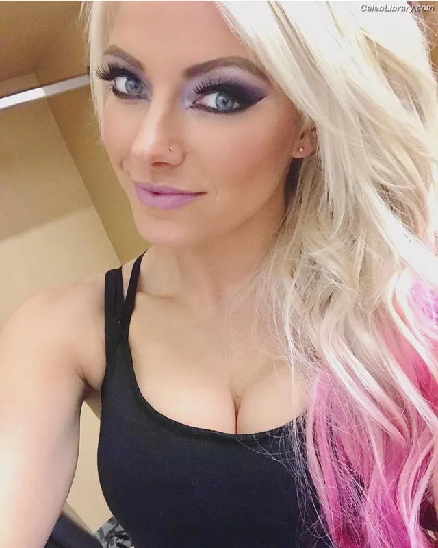 Alexa Bliss photo 21 of 938