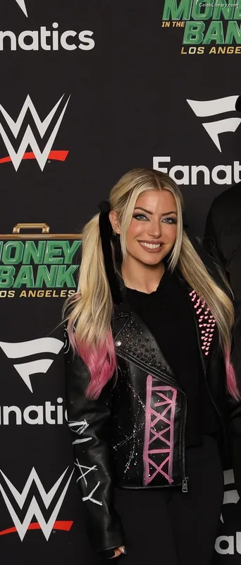 Alexa Bliss photo 1 of 938