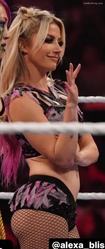 Alexa Bliss photo 18 of 938