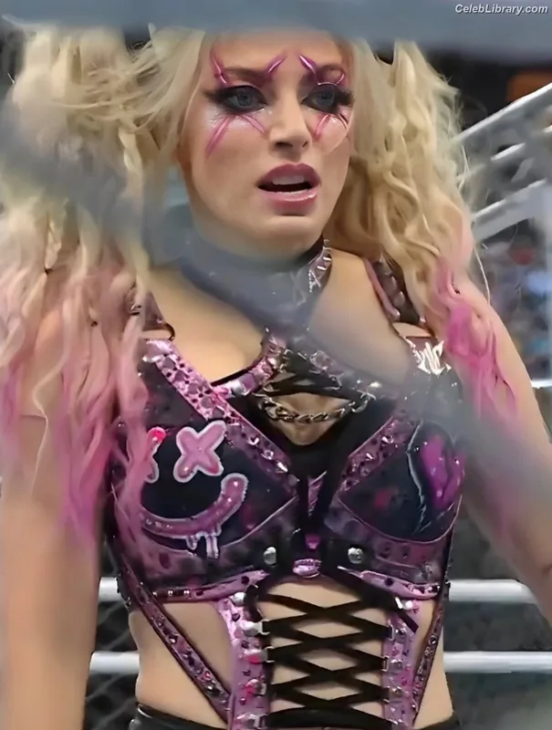 Alexa Bliss photo 17 of 938