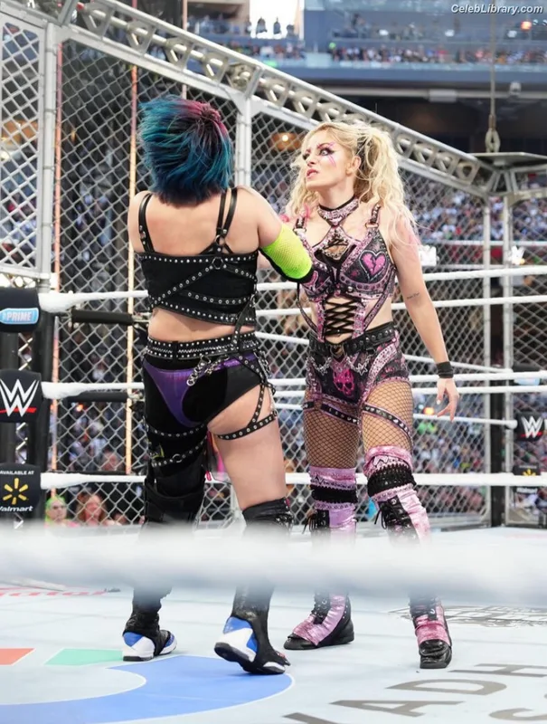 Alexa Bliss photo 18 of 938