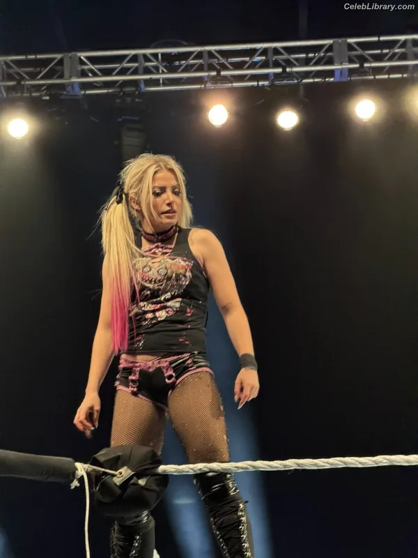 Alexa Bliss photo 5 of 938
