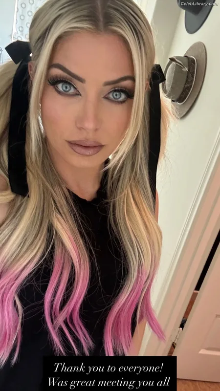 Alexa Bliss photo 6 of 938