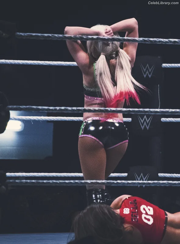 Alexa Bliss photo 13 of 938