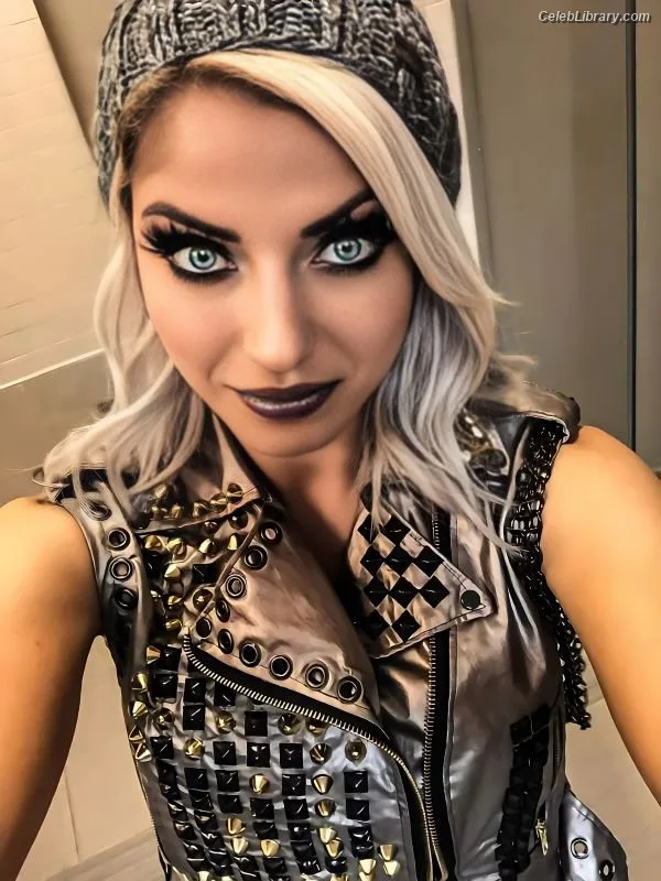 Alexa Bliss photo 19 of 938