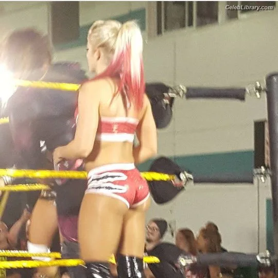 Alexa Bliss photo 5 of 938