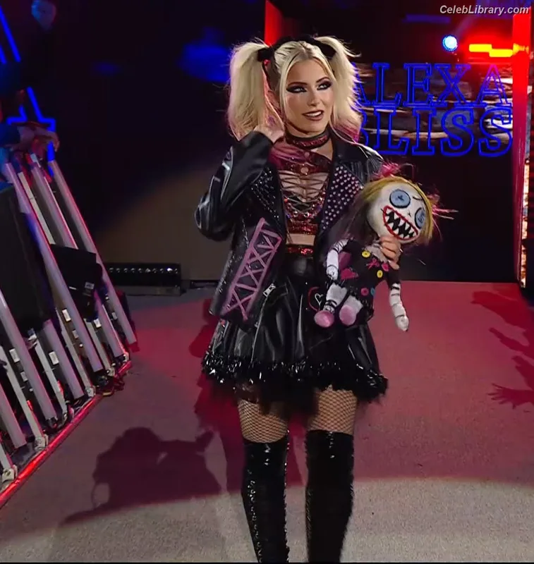Alexa Bliss photo 1 of 938