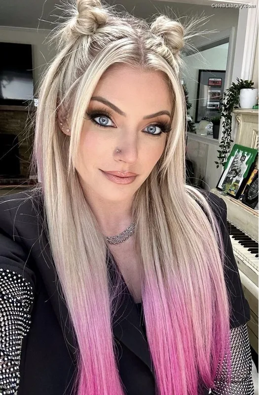 Alexa Bliss photo 13 of 938