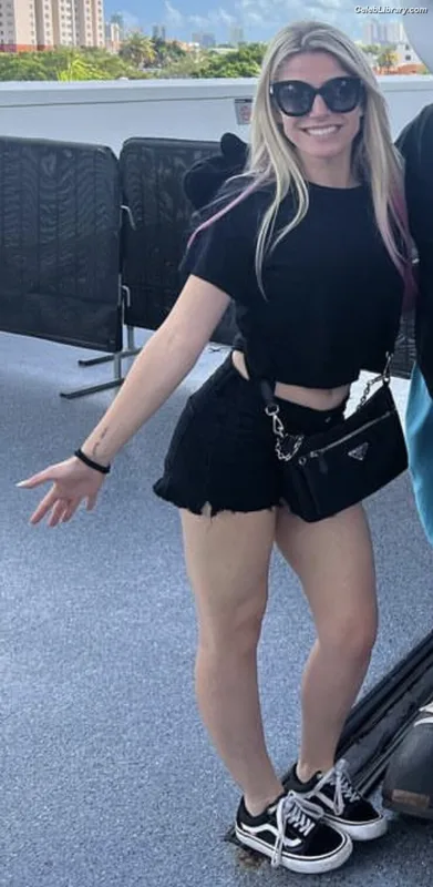 Alexa Bliss photo 2 of 938